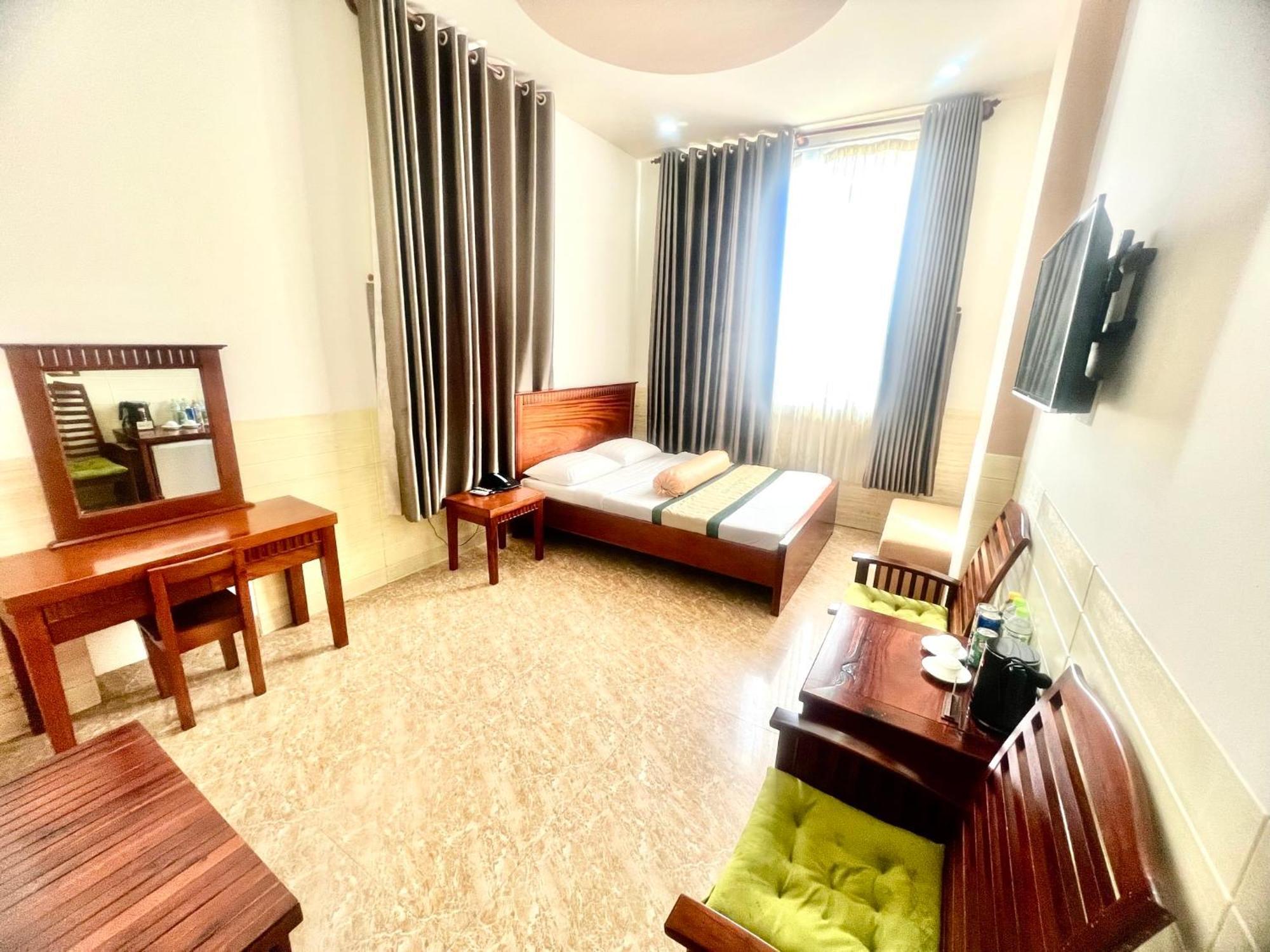 Xuan Huynh 3 Hotel 속짱시 외부 사진