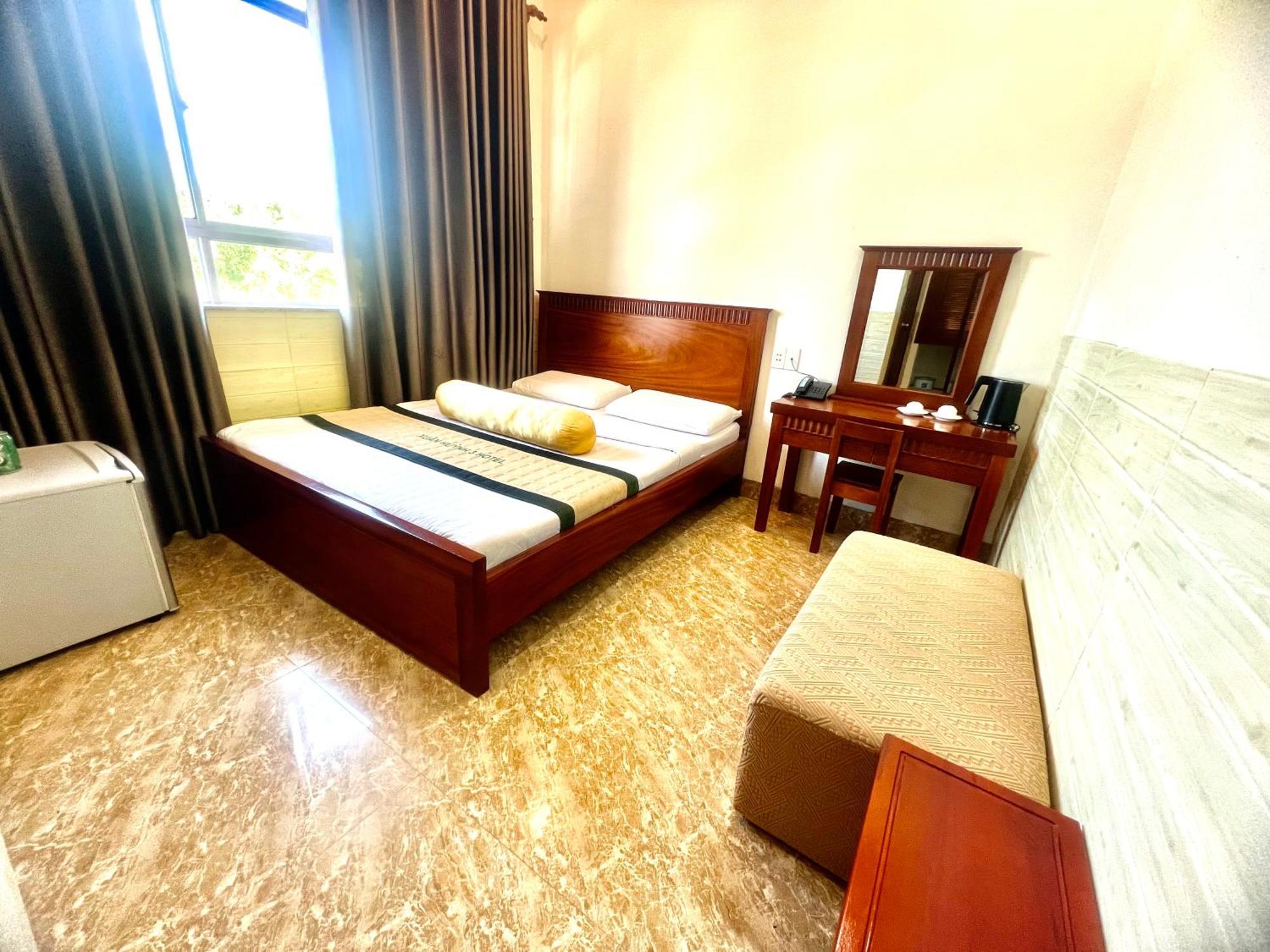 Xuan Huynh 3 Hotel 속짱시 외부 사진