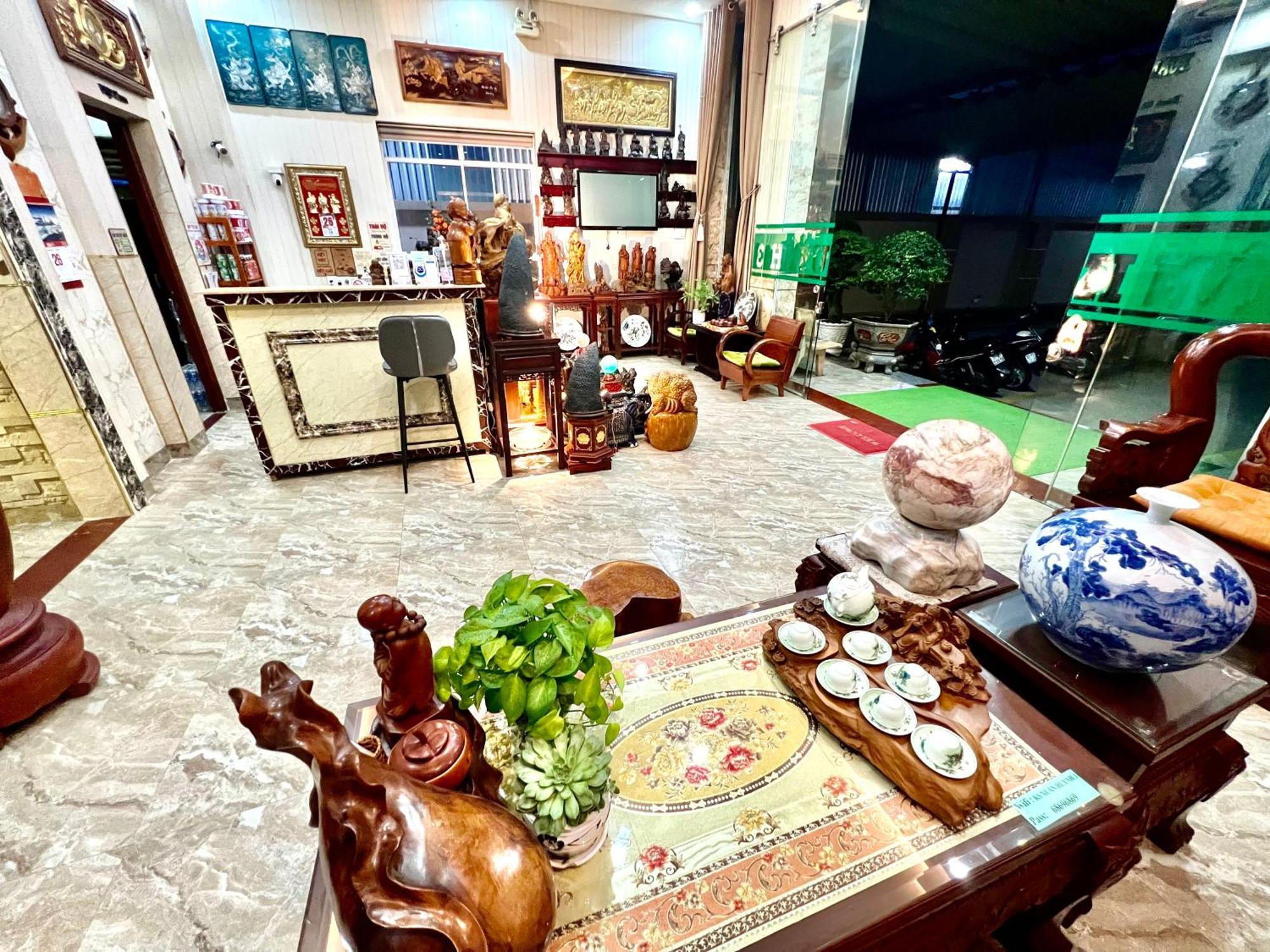 Xuan Huynh 3 Hotel 속짱시 외부 사진