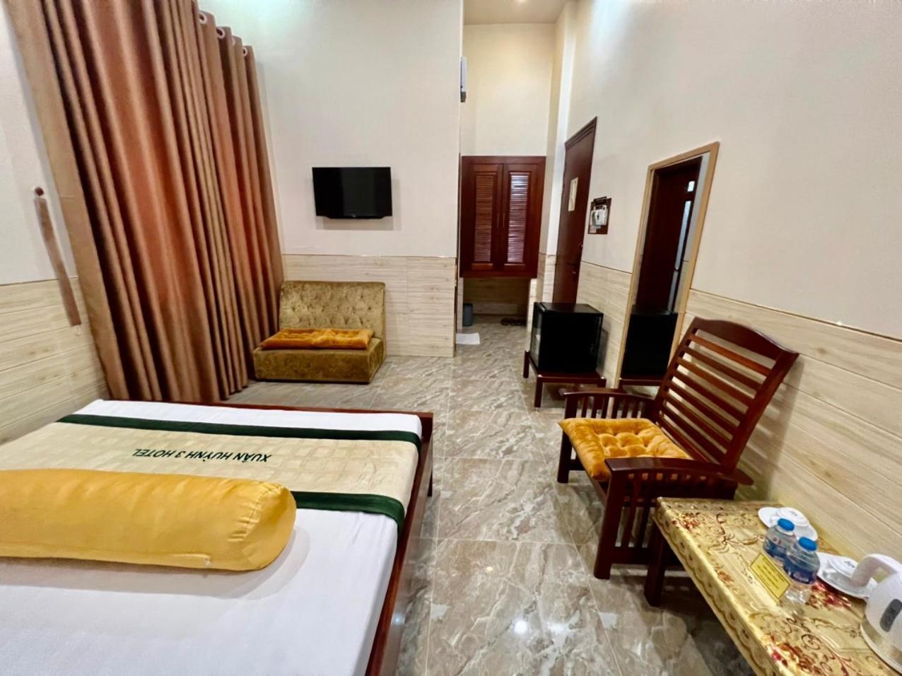 Xuan Huynh 3 Hotel 속짱시 외부 사진