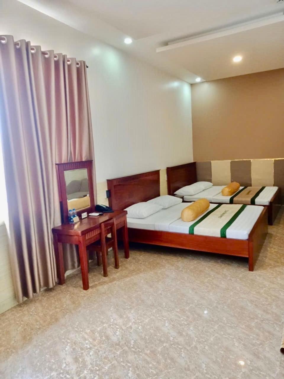 Xuan Huynh 3 Hotel 속짱시 외부 사진